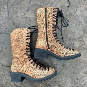 John Fluevog Vagabond boots. Size 7.5
